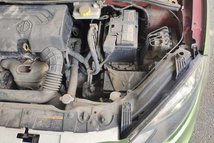 Used MG 3 2016 1.3L AMT Comfort Edition Engine Bay Left
