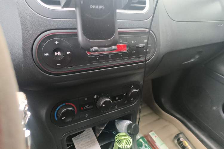 Used MG 3 2016 1.3L AMT Comfort Edition Audio And AC Panel