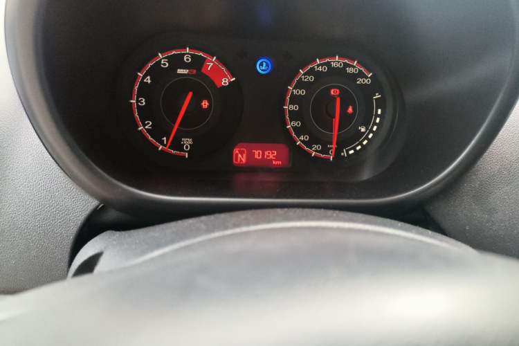 Used MG 3 2016 1.3L AMT Comfort Edition Odometer Close Up