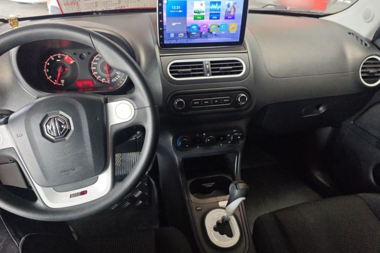 Used MG 3 2016 1.3L AMT Comfort Edition Audio And AC Panel
