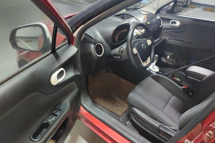 Used MG 3 2016 1.3L AMT Comfort Edition Driver Seat