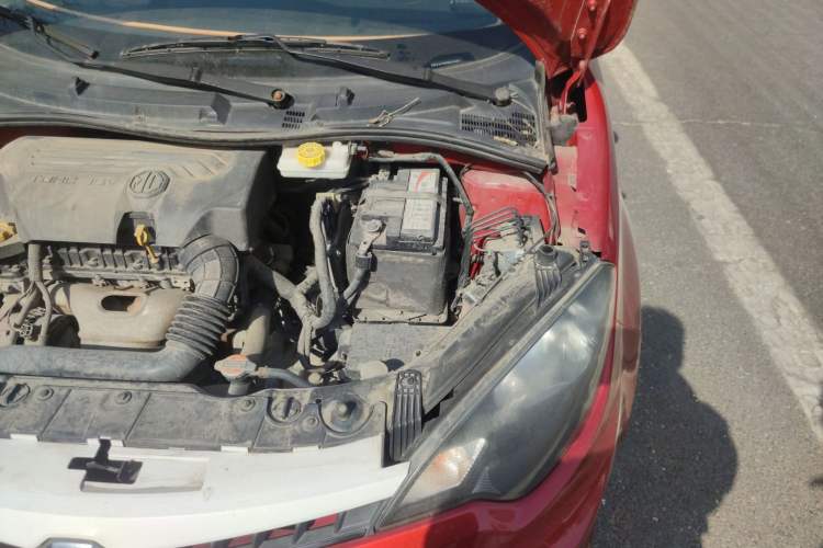 Used MG 3 2016 1.3L AMT Comfort Edition Engine Bay Left