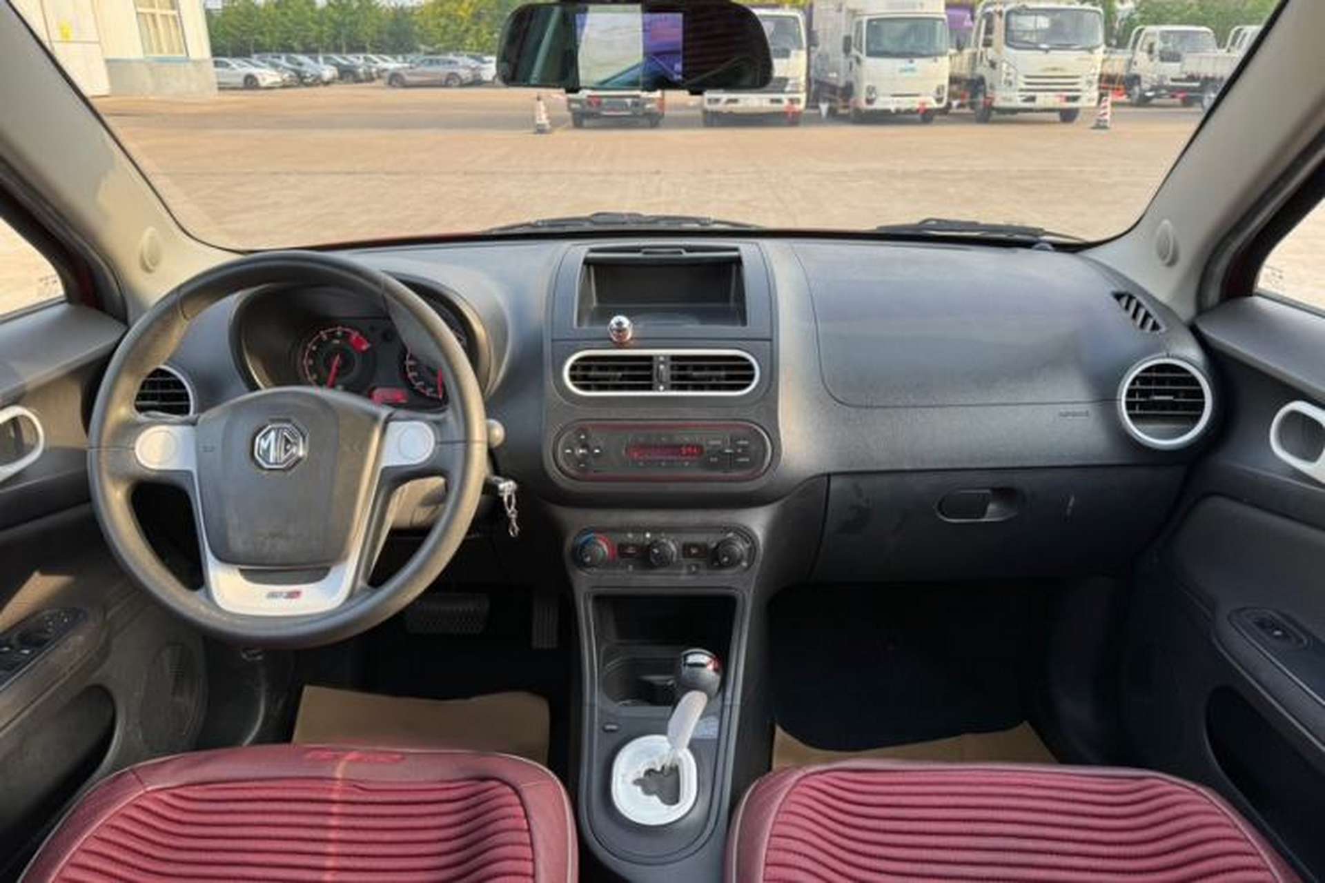 Used MG 3 2016 1.3L AMT Comfort Edition Interior 1