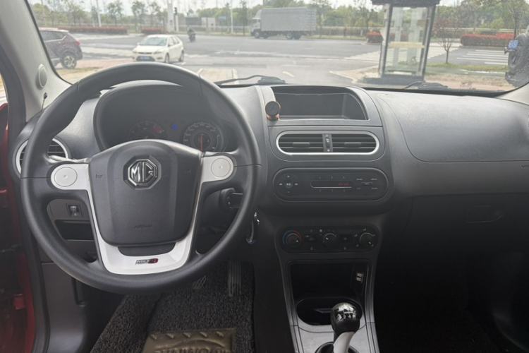 Used MG 3 2016 1.3L Manual Comfort Edition Interior 1