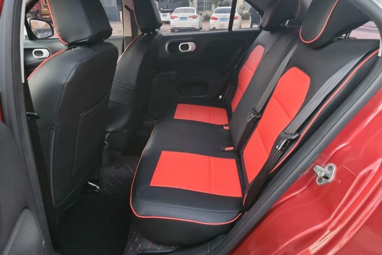 Used MG 3 2016 1.3L AMT Comfort Edition Interior 2