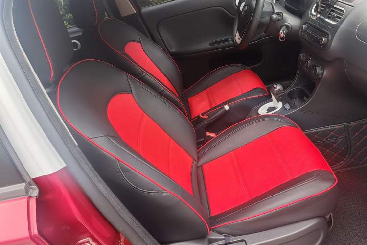 Used MG 3 2016 1.3L AMT Comfort Edition Interior 3