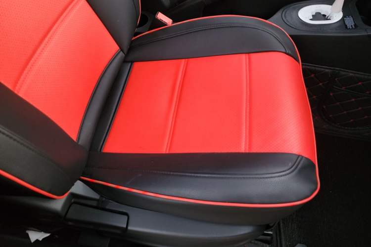 Used MG 3 2016 1.3L AMT Comfort Edition Interior 5