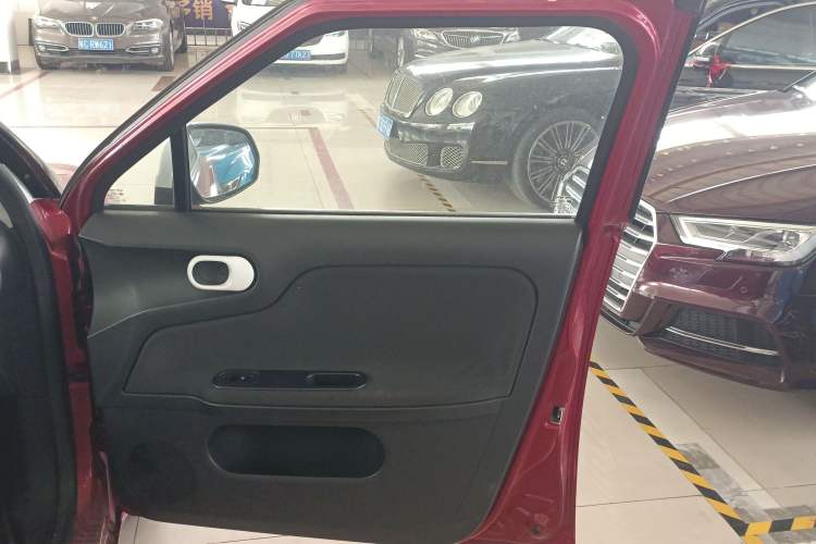 Used MG 3 2016 1.3L AMT Comfort Edition Interior 5