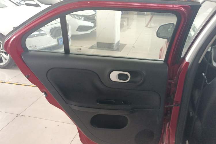 Used MG 3 2016 1.3L AMT Comfort Edition Interior 8
