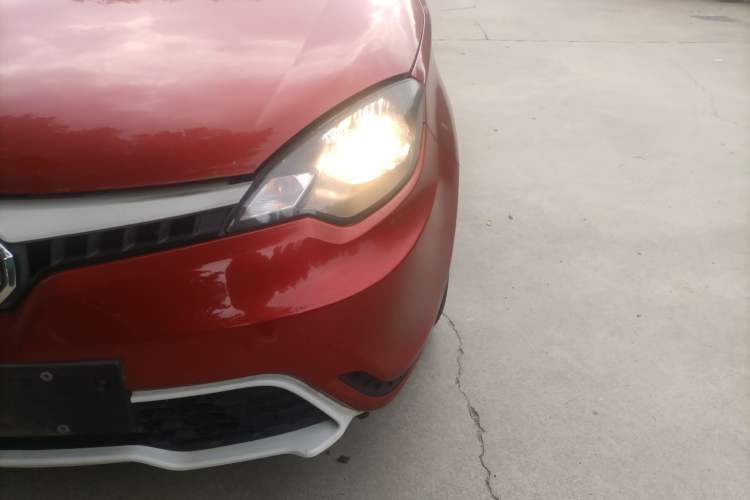 Used MG 3 2016 1.3L AMT Comfort Edition Left Front Headlight