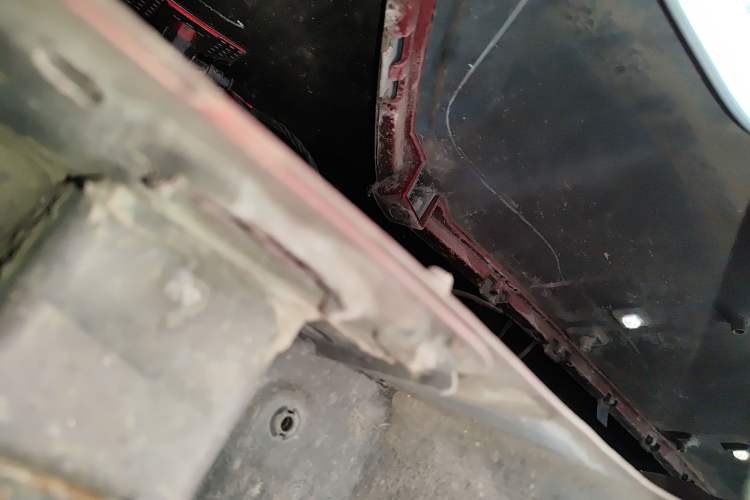 Used MG 3 2016 1.3L AMT Comfort Edition Left Side Sill
