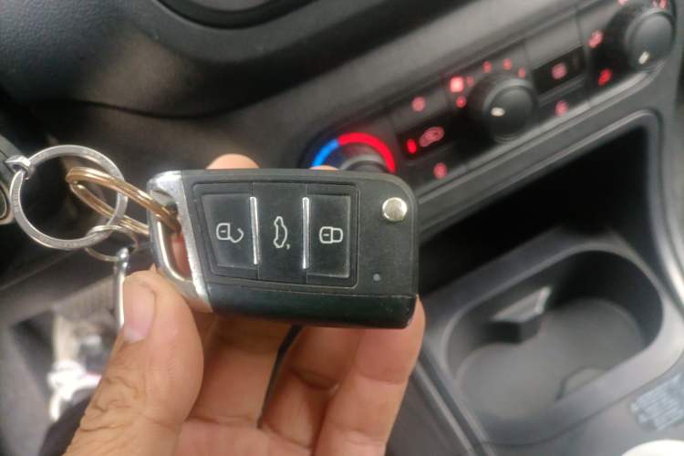 Used MG 3 2016 1.3L AMT Comfort Edition Vehicle Key