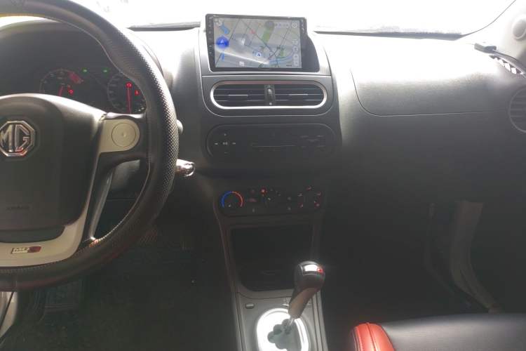 Used MG 3 2016 1.3L AMT Comfort Edition Audio And AC Panel