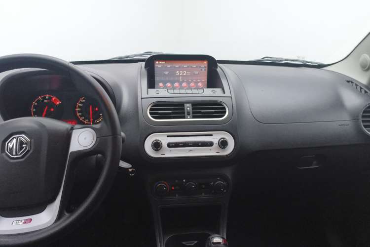 Used MG 3 2016 1.3L AMT Comfort Edition Audio And AC Panel