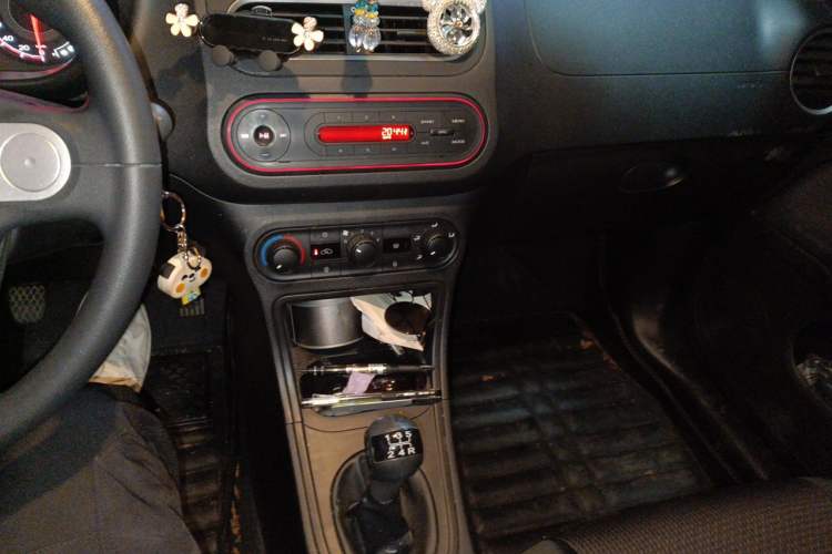 Used MG 3 2016 1.3L Manual Comfort Edition Audio And AC Panel