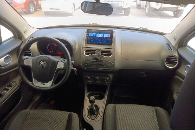 Used MG 3 2016 1.3L Manual Comfort Edition Center Console