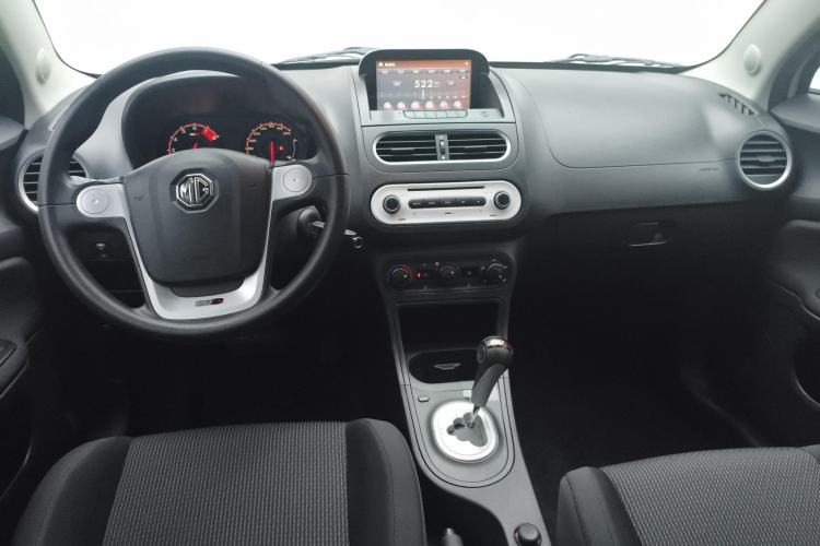 Used MG 3 2016 1.3L AMT Comfort Edition Center Console