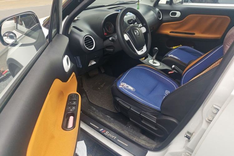 Used MG 3 2016 1.5L AMT Elite Edition Driver Seat