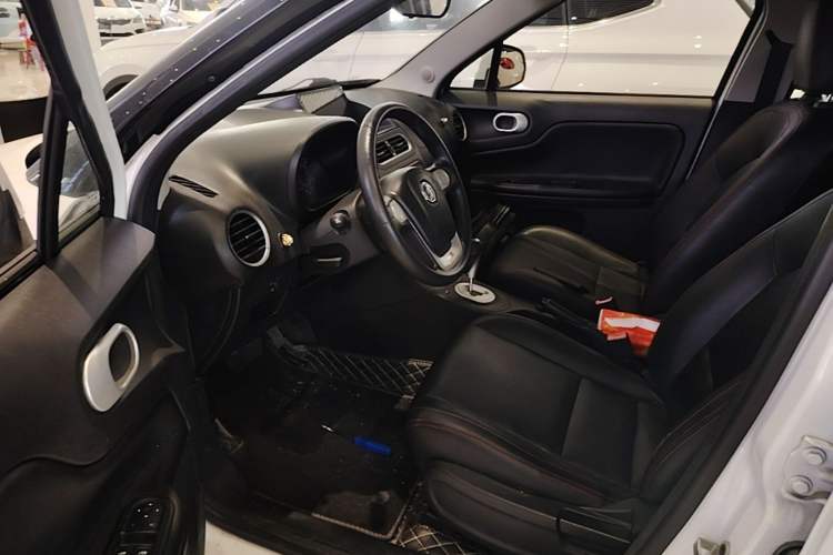 Used MG 3 2016 1.3L AMT Comfort Edition Driver Seat