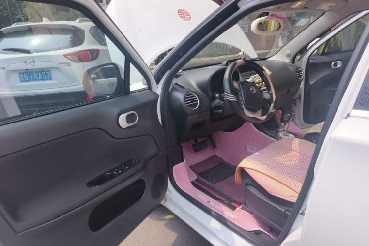 Used MG 3 2016 1.3L AMT Comfort Edition Driver Seat