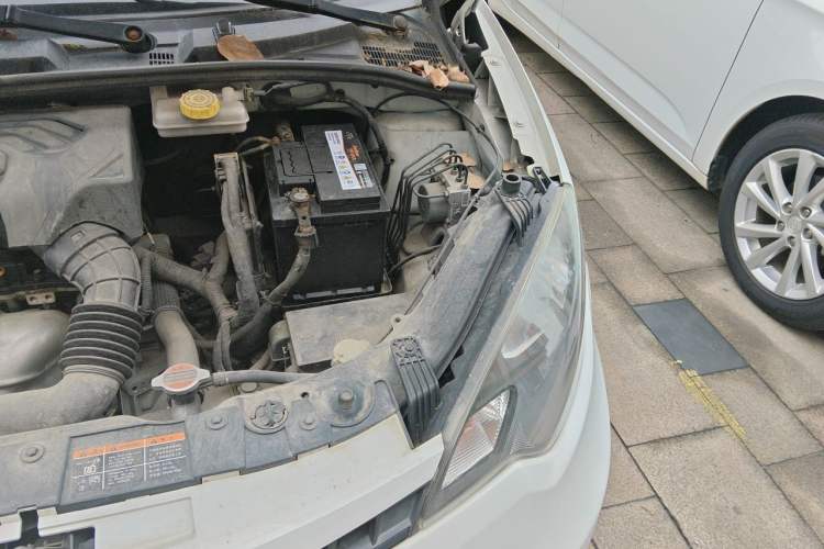 Used MG 3 2016 1.3L AMT Comfort Edition Engine Bay Left