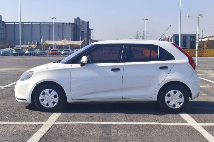 Used MG 3 2016 1.3L AMT Comfort Edition Exterior 3