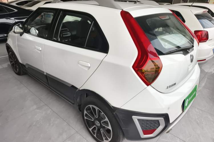 Used MG 3 2016 1.5L AMT Elite Edition Exterior 5