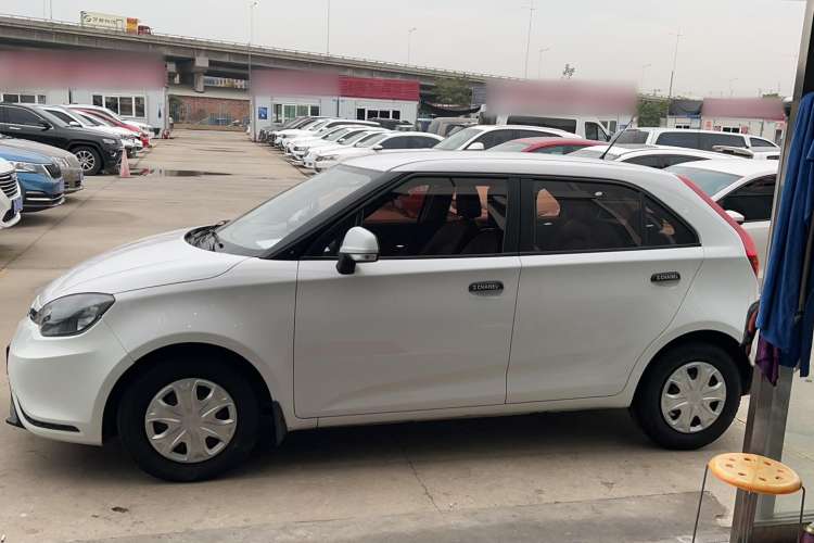 Used MG 3 2016 1.3L AMT Comfort Edition Exterior 5