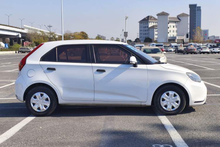 Used MG 3 2016 1.3L AMT Comfort Edition Exterior 8