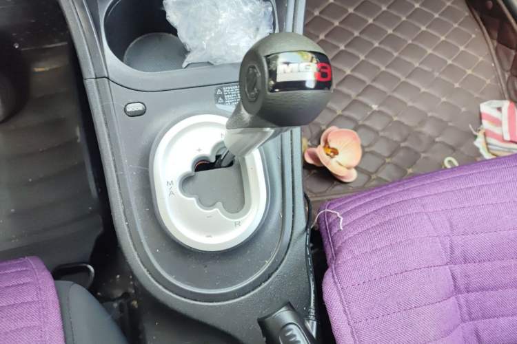 Used MG 3 2016 1.3L AMT Comfort Edition Gear Lever