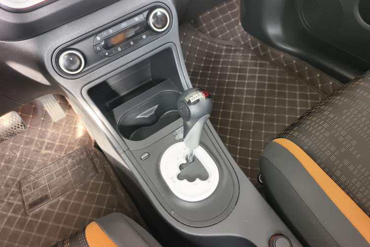 Used MG 3 2016 1.5L AMT Elite Edition Gear Lever