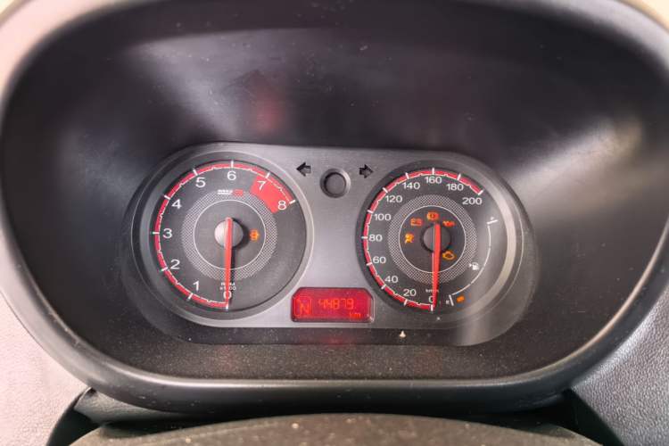 Used MG 3 2016 1.3L AMT Comfort Edition Instrument Cluster