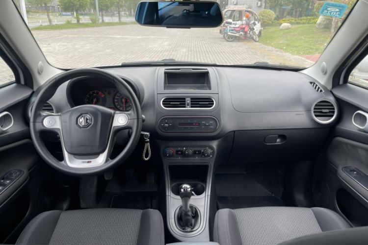 Used MG 3 2016 1.3L Manual Comfort Edition Interior 1