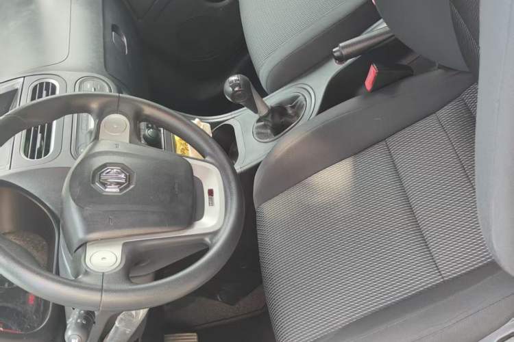 Used MG 3 2016 1.3L Manual Comfort Edition Interior 1