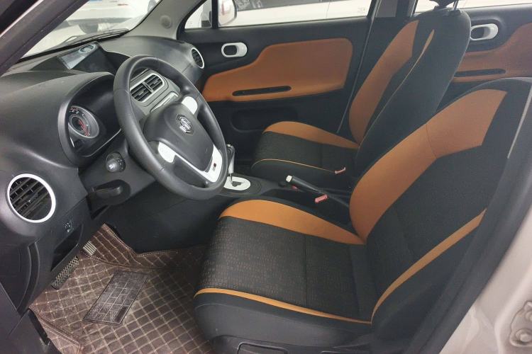 Used MG 3 2016 1.5L AMT Elite Edition Interior 1