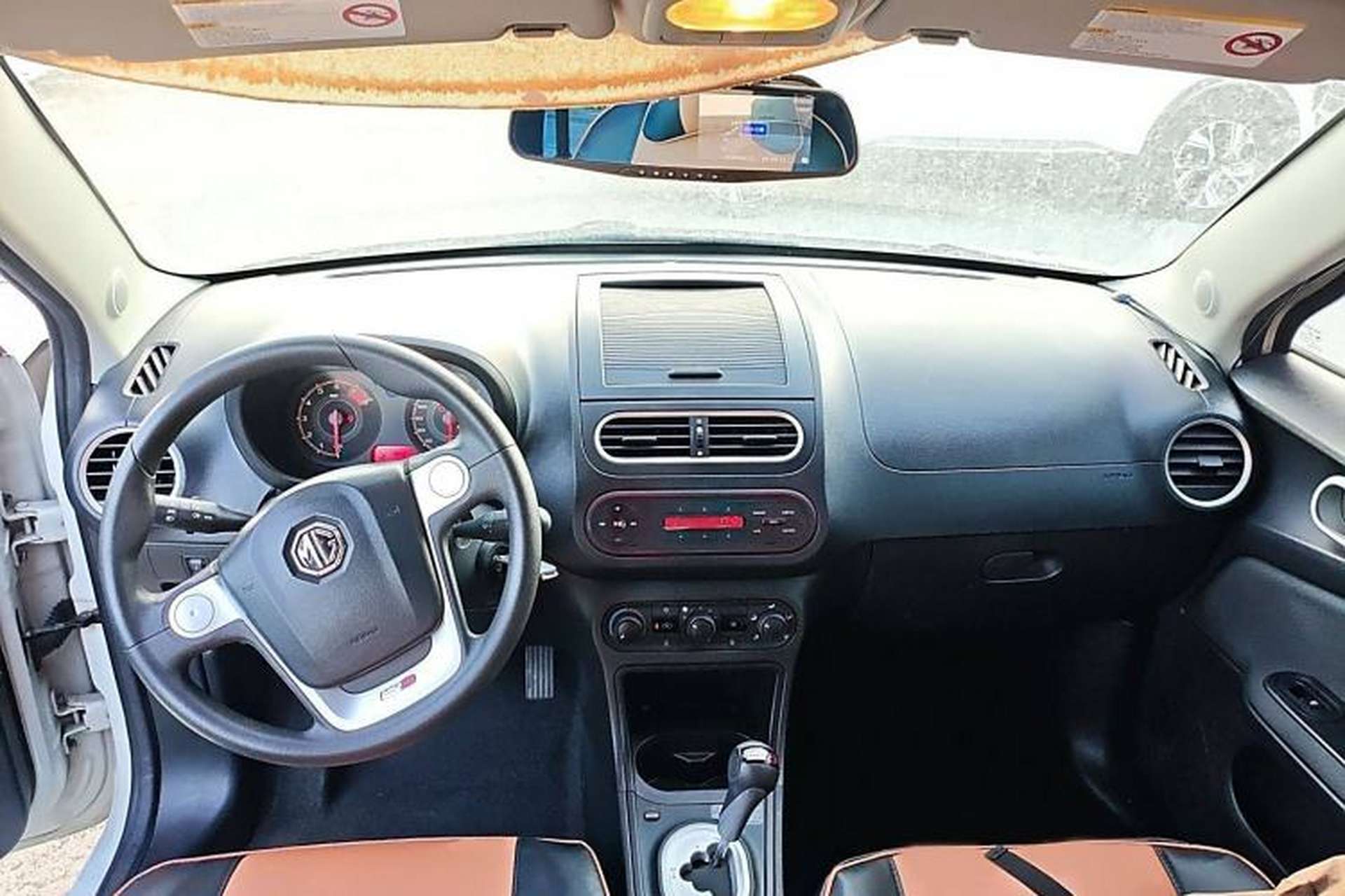 Used MG 3 2016 1.3L AMT Comfort Edition Interior 2