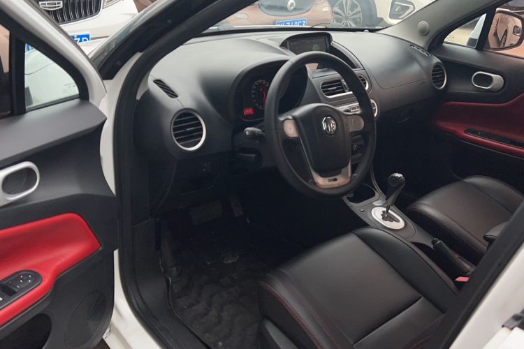 Used MG 3 2016 1.3L AMT Comfort Edition Interior 2