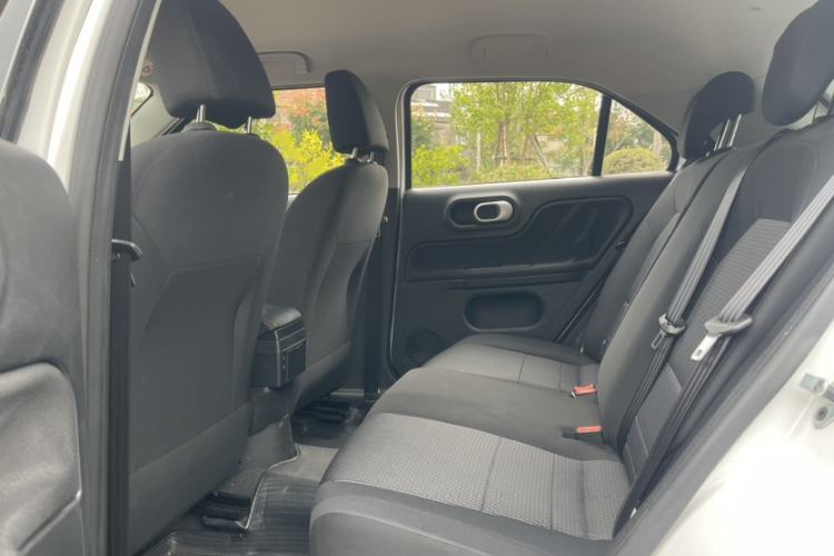 Used MG 3 2016 1.3L Manual Comfort Edition Interior 3