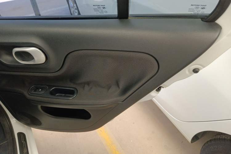 Used MG 3 2016 1.3L Manual Comfort Edition Interior 3