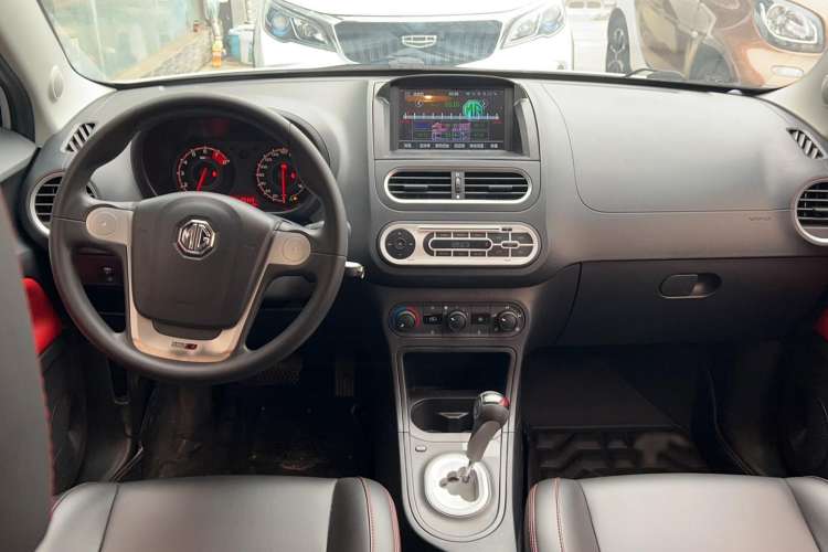 Used MG 3 2016 1.3L AMT Comfort Edition Interior 3
