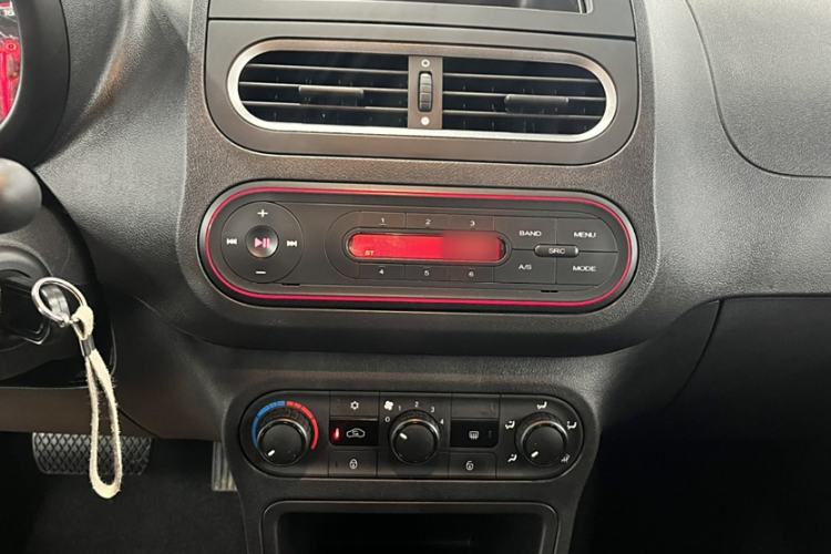 Used MG 3 2016 1.3L AMT Comfort Edition Interior 4