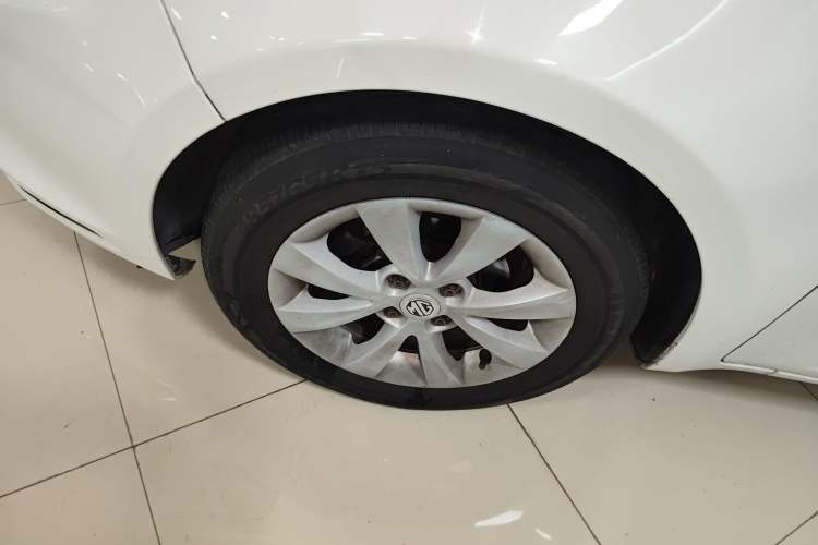 Used MG 3 2016 1.3L AMT Comfort Edition Left Front Wheel Hub