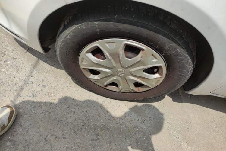 Used MG 3 2016 1.3L Manual Comfort Edition Left Front Wheel Hub