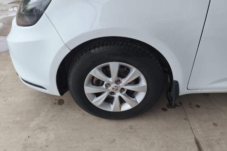 Used MG 3 2016 1.3L AMT Comfort Edition Left Front Wheel Hub