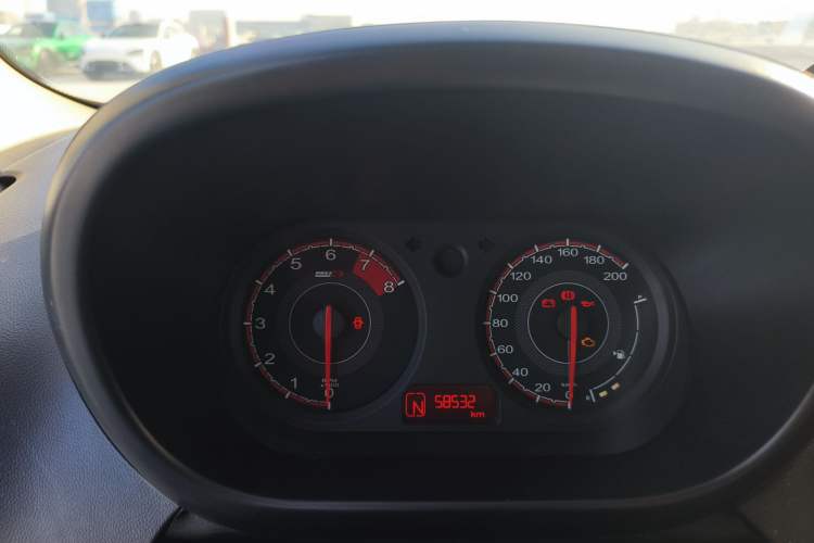 Used MG 3 2016 1.3L AMT Comfort Edition Odometer Close Up
