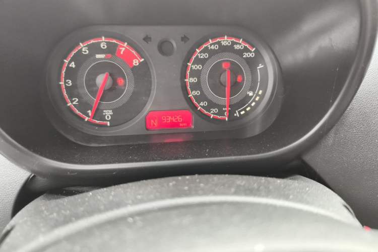 Used MG 3 2016 1.3L AMT Comfort Edition Odometer Close Up