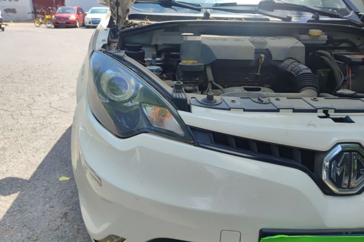 Used MG 3 2016 1.3L AMT Comfort Edition Right Front Headlight