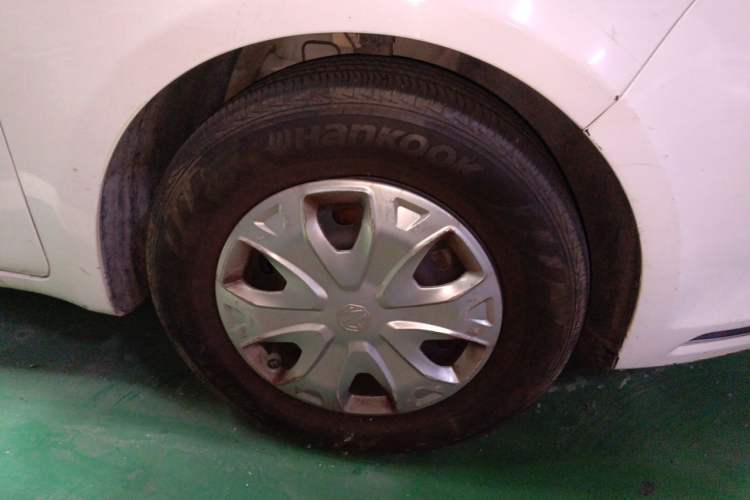 Used MG 3 2016 1.3L Manual Comfort Edition Right Front Wheel Hub
