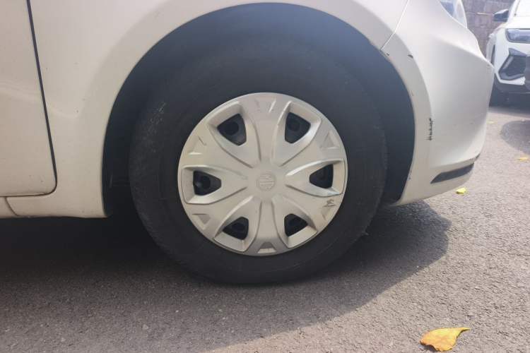 Used MG 3 2016 1.3L AMT Comfort Edition Right Front Wheel Hub