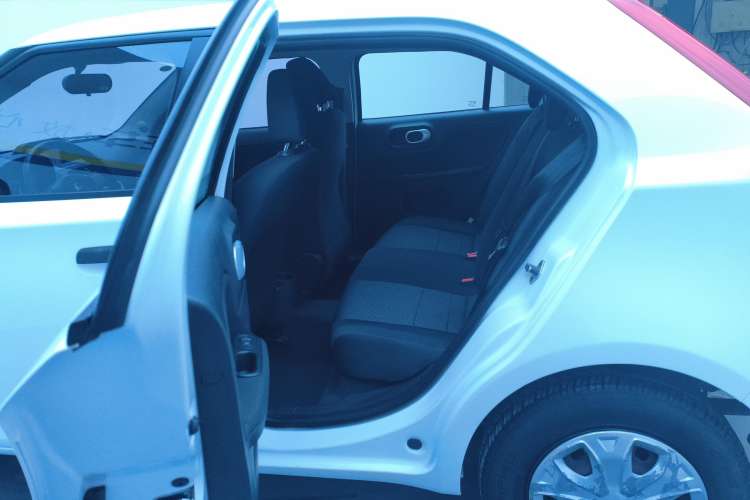Used MG 3 2016 1.3L AMT Comfort Edition Right Rear Seat